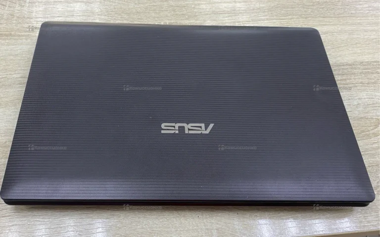 Ноутбук ASUS X53U