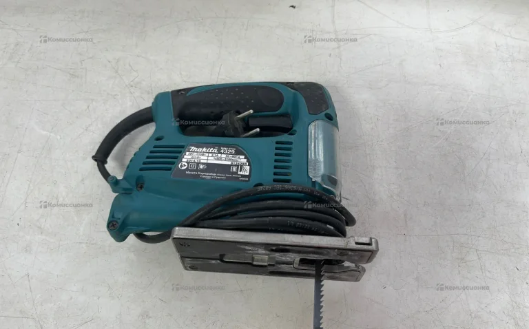 Лобзик Makita 4329 реплика