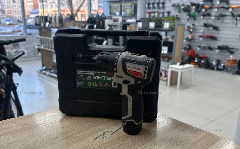 Бесчеточный шуруповерт Интерскол да-10/12в