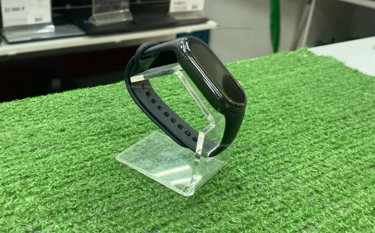 Фитнес браслет Xiaomi Smart Band 8