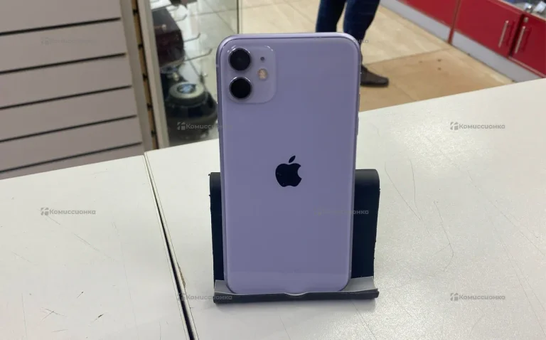 Apple IPhone 11 128ГБ