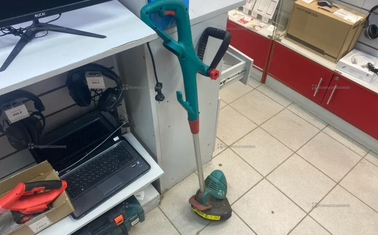 Тример Bosch