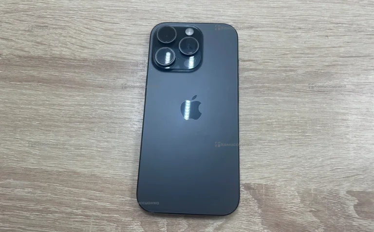 Apple iPhone 16 Pro 8/128 ГБ