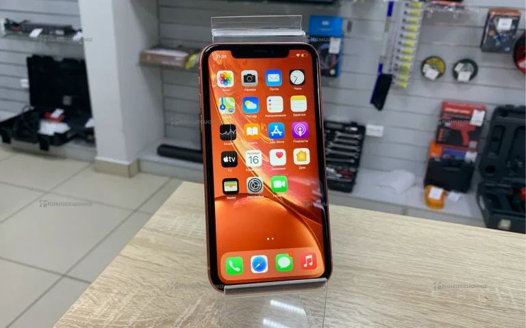 Apple iPhone XR 3/128 ГБ