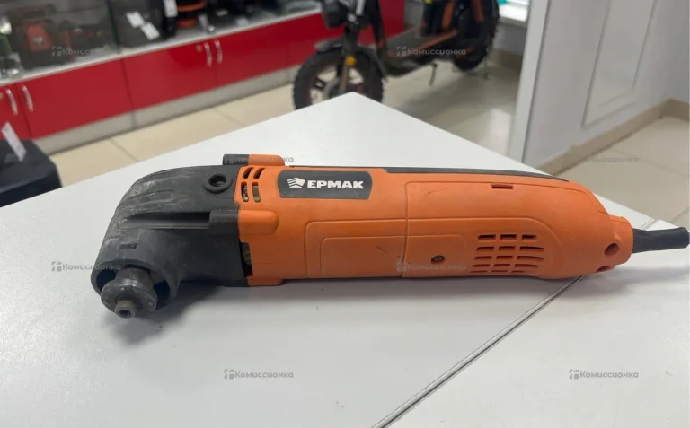 Многофункциональная шлифмашина Ермак МФМ-300