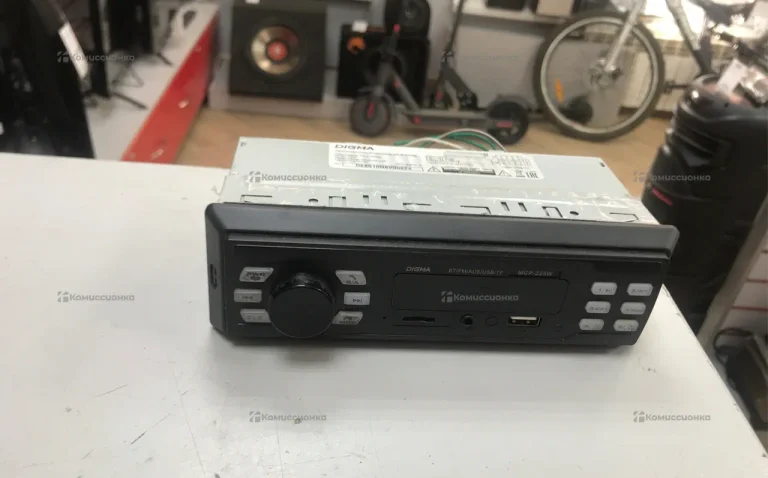 Автомагнитола  Digma225w