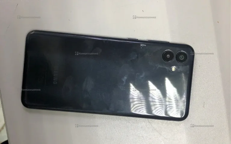 Samsung a04e 3/32.