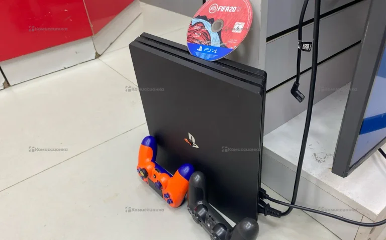 Приставка PlayStation 4 Pro 1TB.