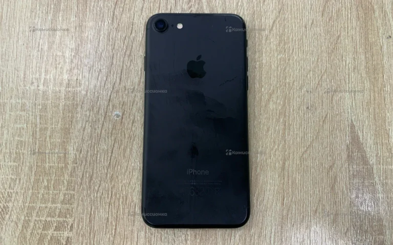 Apple iPhone 7 2/32 ГБ