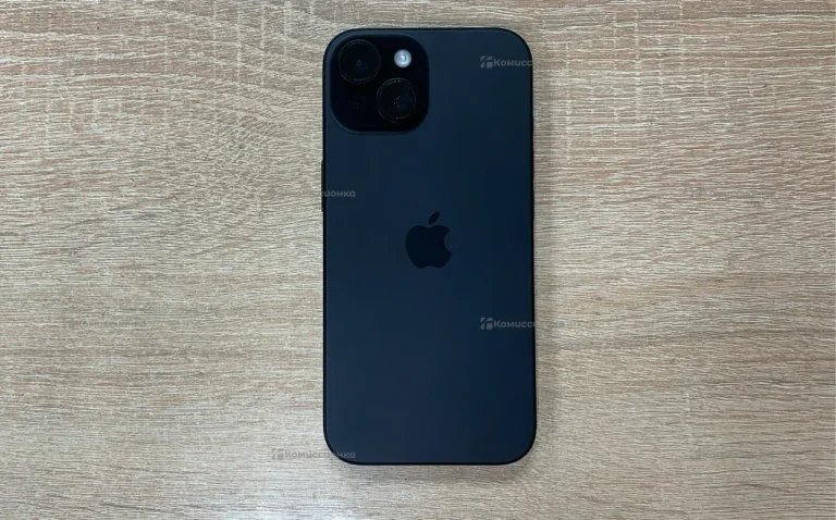 Apple iPhone 15 6/128 ГБ