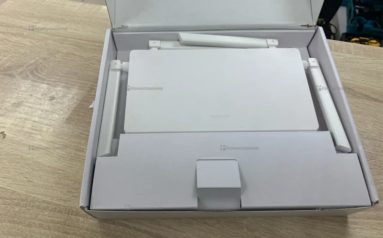 Роутер Huawei Wi-Fi AX2