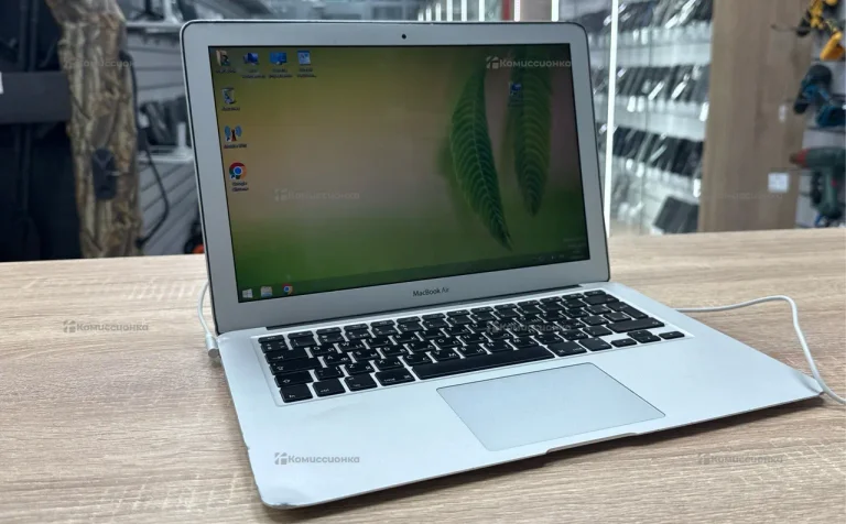 Ноутбук  MacBook Air 13(2011)