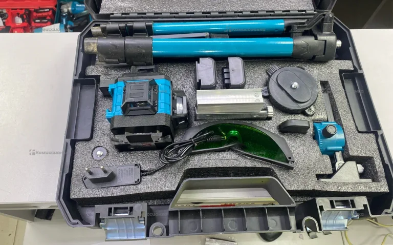 Лазерный уровень Makita реп.