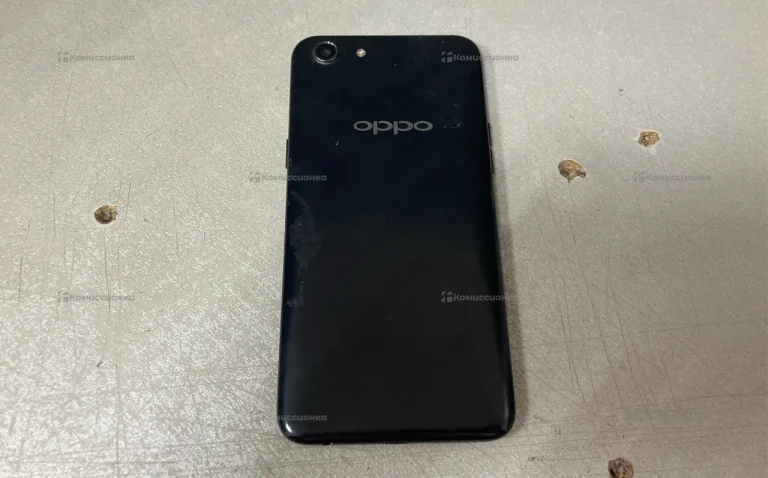 Oppo A83 4/64 ГБ