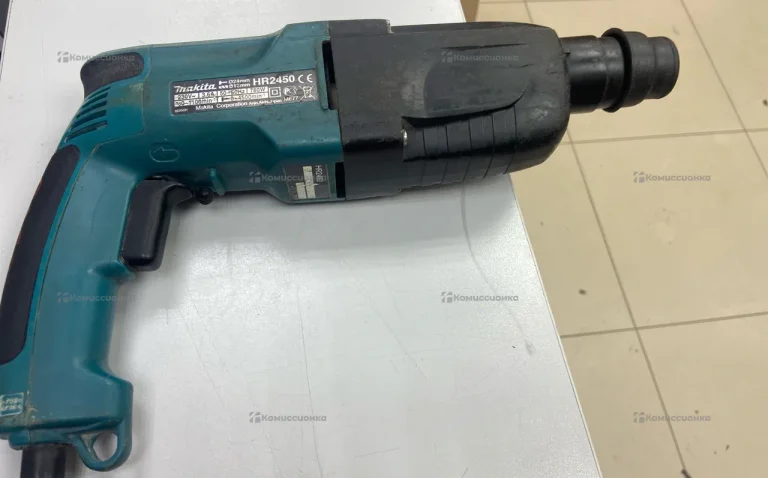 Перфоратор Makita HR2450 Y
