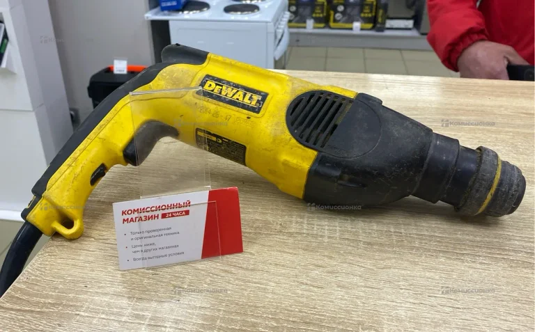 Перфоратор dewalt D25123K
