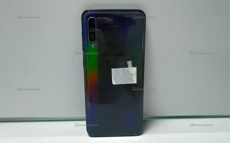Samsung Galaxy A50 4/64 ГБ