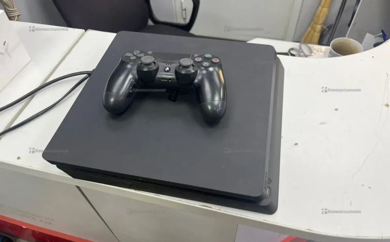 Приставка Sony PlayStation 4 500 гб Версия ПО 13.0