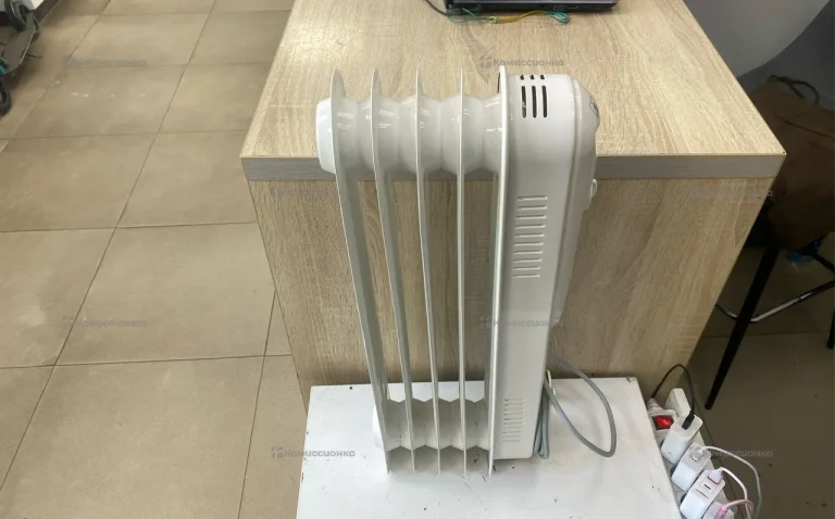 Маслянеый обогреватель Timberk TOR 21.1005 SLX