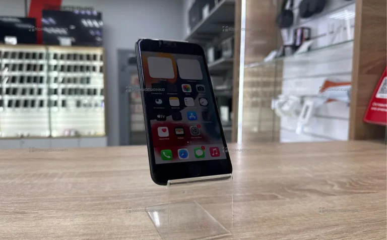 Apple iPhone 7 Plus 3/256 ГБ