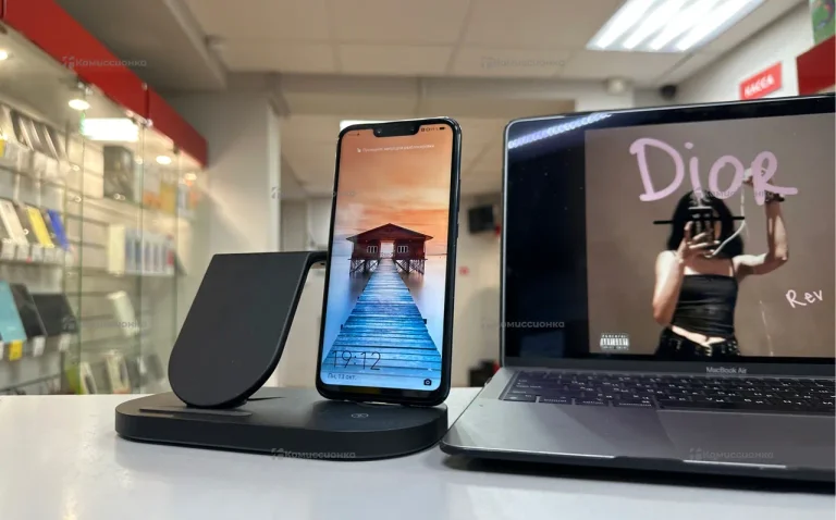 Huawei Mate 20 lite 4/64 ГБ