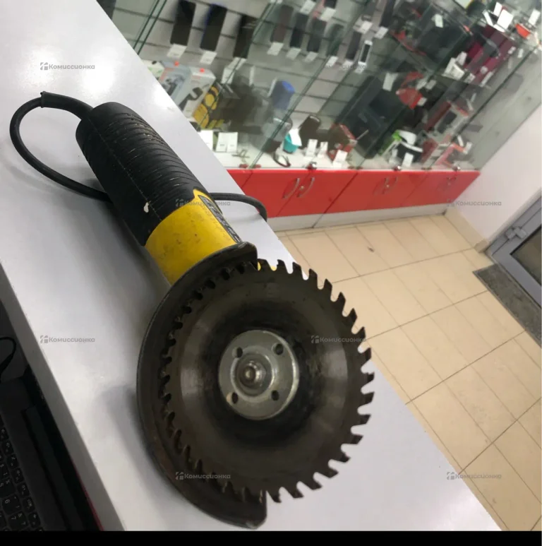 УШМ stanley fmeg725