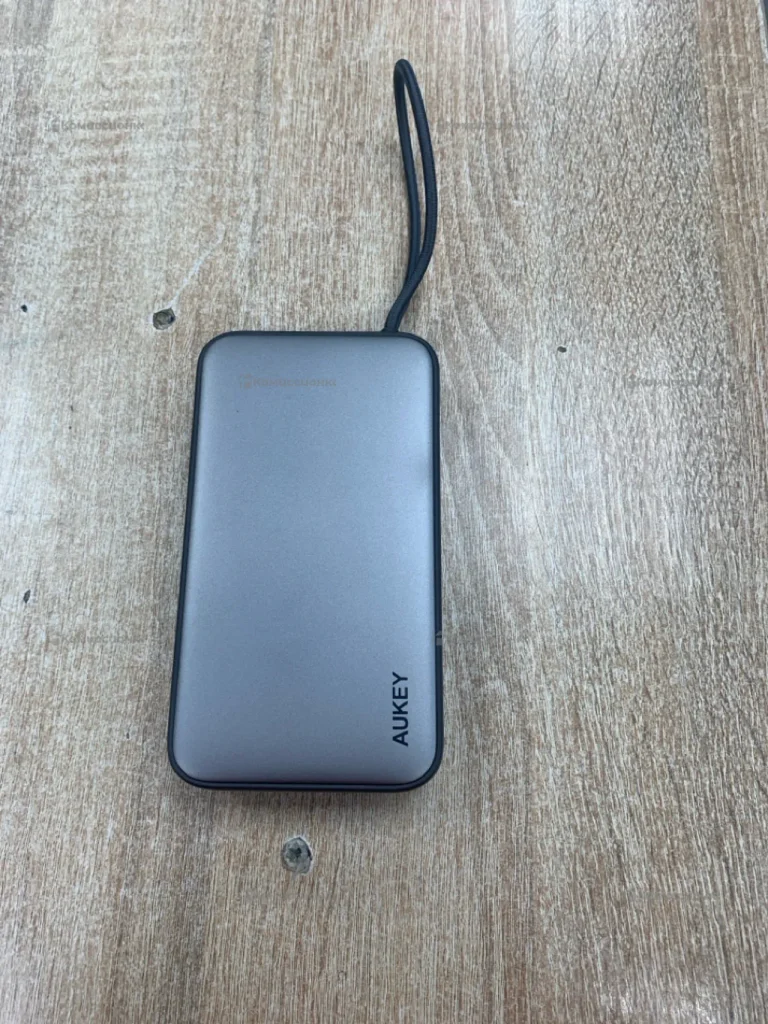 Power Bank  AUKEY - Y48