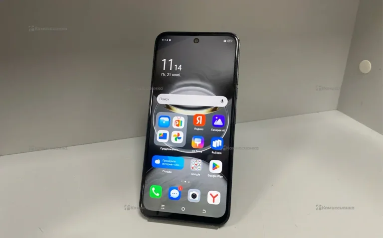 Tecno Spark 30C 4/128 ГБ