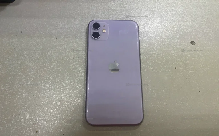 Apple iPhone 11 4/128 ГБ