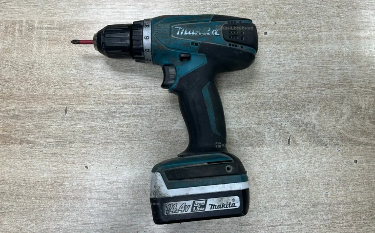Дрель-шуруповерт makita DF347D