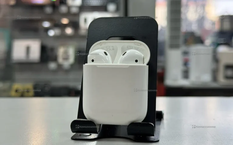 Наушники Apple AirPods