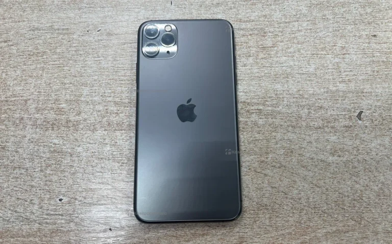 Apple iPhone 11 Pro Max 4/512 ГБ