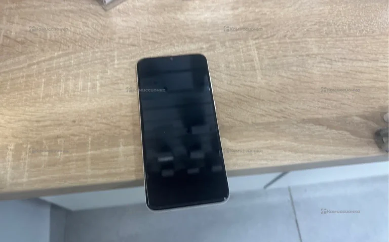 Samsung Galaxy A30s 4/64 ГБ