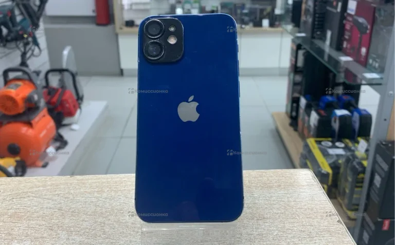 Apple iPhone 12 4/128 ГБ меняная батарея