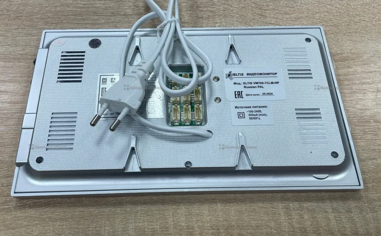 Видеодомофон ELTIS VM700