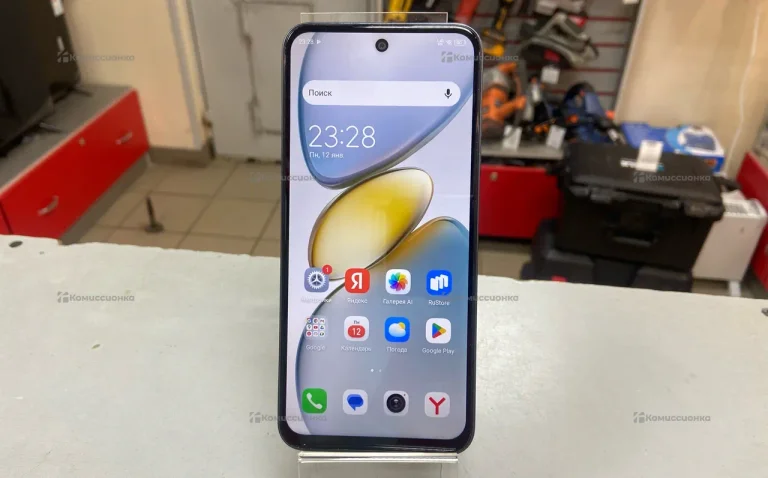 Tecno Spark Go 1 4/64 ГБ