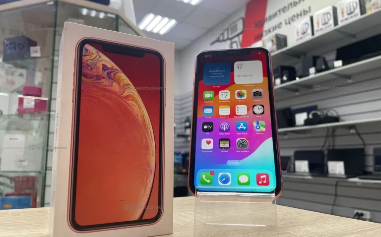 Apple iPhone XR 3/64 ГБ