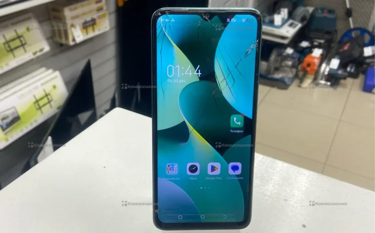 Tecno Spark 10C 4/64 ГБ