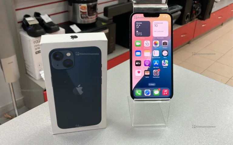 Apple iPhone 13 4/256 ГБ