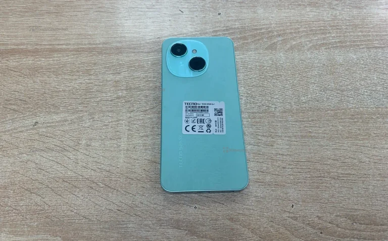 Tecno Spark Go 1 3/64 ГБ