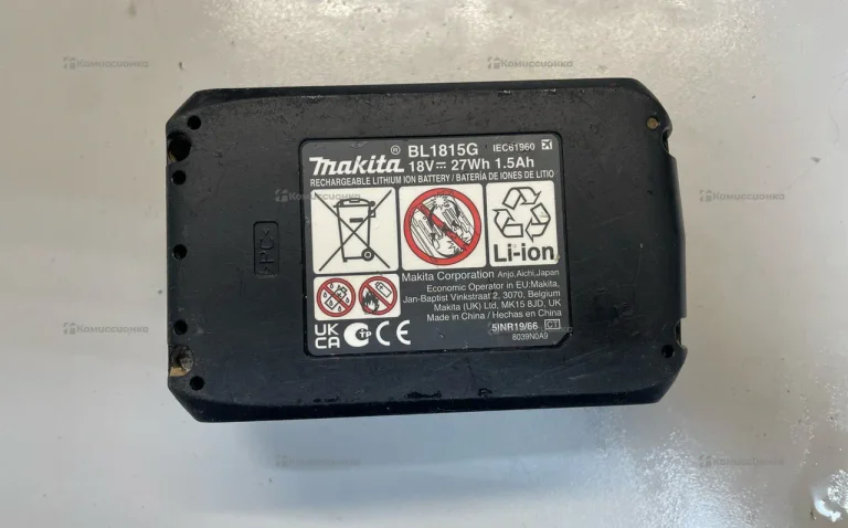 дрель шуруповерт Makita df488d