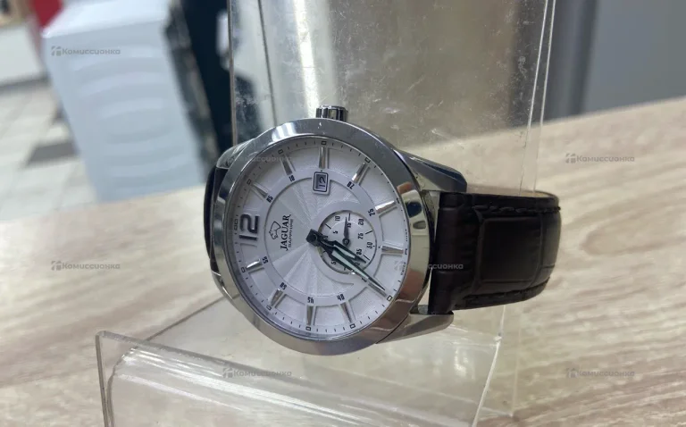 Часы  jaguar j663