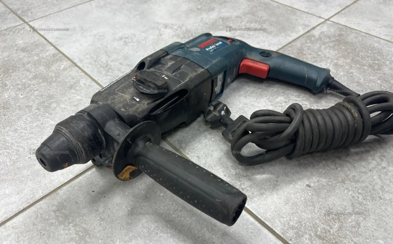Перфоратор BOSCH Professional GBH 240