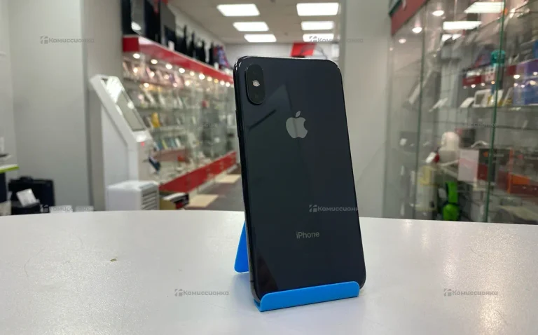 Телефон Apple iPhone XS 4/64 ГБ