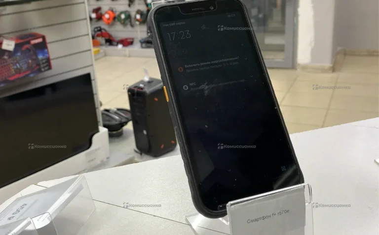 Смартфон f+ r570e