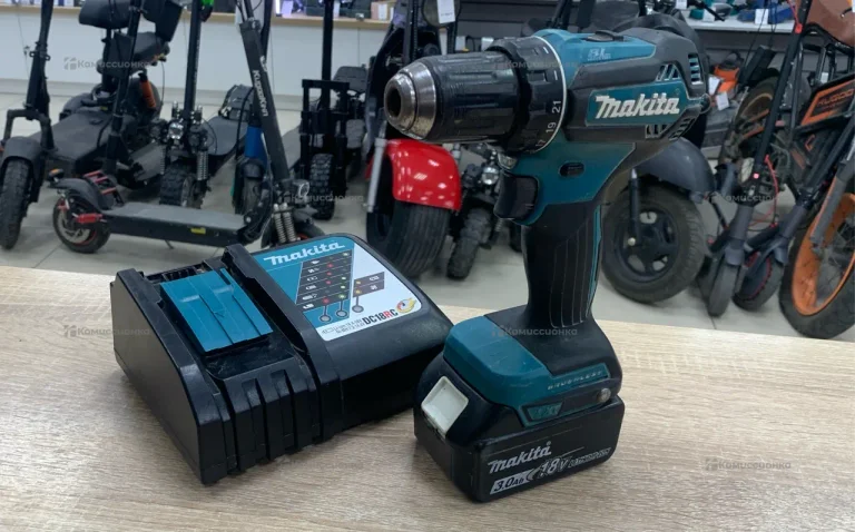 Аккумуляторная дрель-шуруповерт Makita DDF485Z
