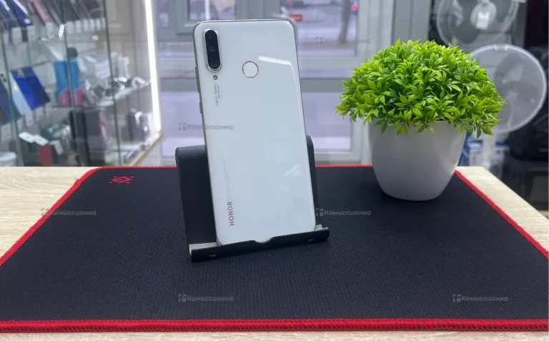 Honor 20 lite 4/128 ГБ