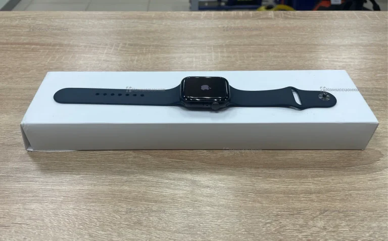 Apple Watch SE 44mm 1 gen