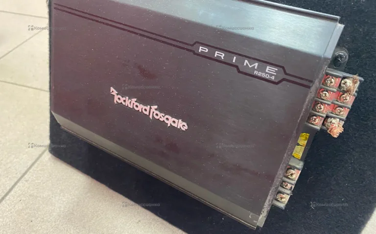 Сабвуфер с усилителем RockFord Forsgate 250-4