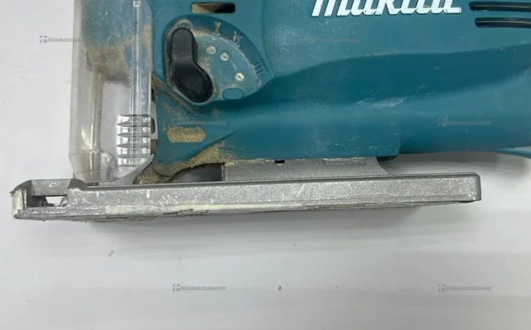 Электролобзик makita 4329